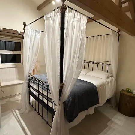 Meagill Corner Farm, Barn With Hot Tub Ferienhaus *