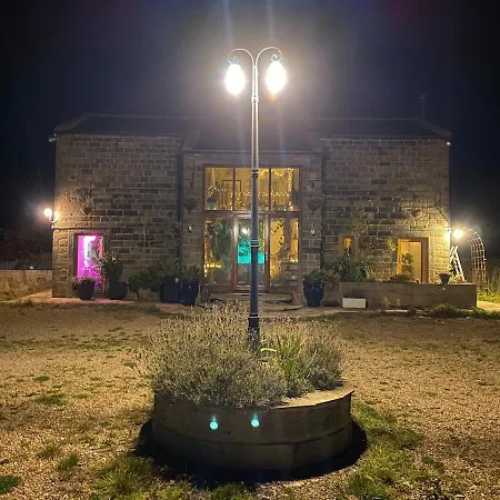 Meagill Corner Farm, Barn With Hot Tub Дом отдыха Fewston